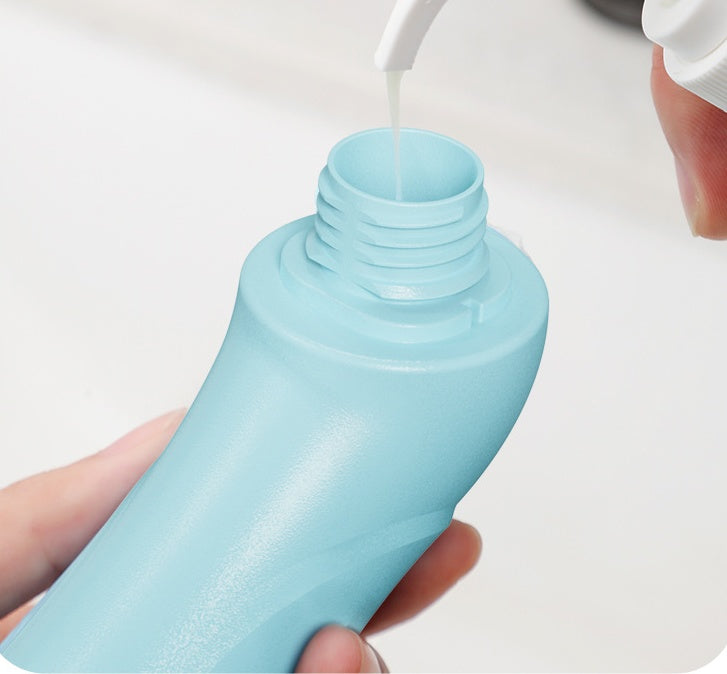 Handheld Pet Bath & Grooming Brush